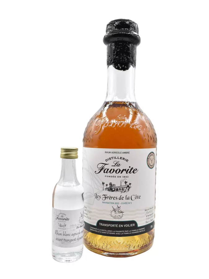 LA FAVORITE Frère de la Côte Navigation 2022 Cuvée N°2 Finish Pineau des Charentes 54,1% + 5cl LA FAVORITE Frère de la Côte Navigation 2022 Cuvée N°2 Finish Pineau des Charentes 54,1% + 5cl